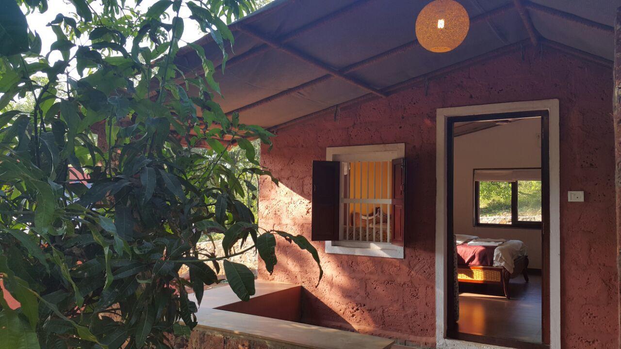Cherilyn Monta Resort - Ratnagiri Vatul Exteriér fotografie