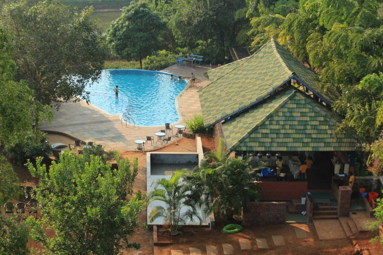 Cherilyn Monta Resort - Ratnagiri Vatul Exteriér fotografie