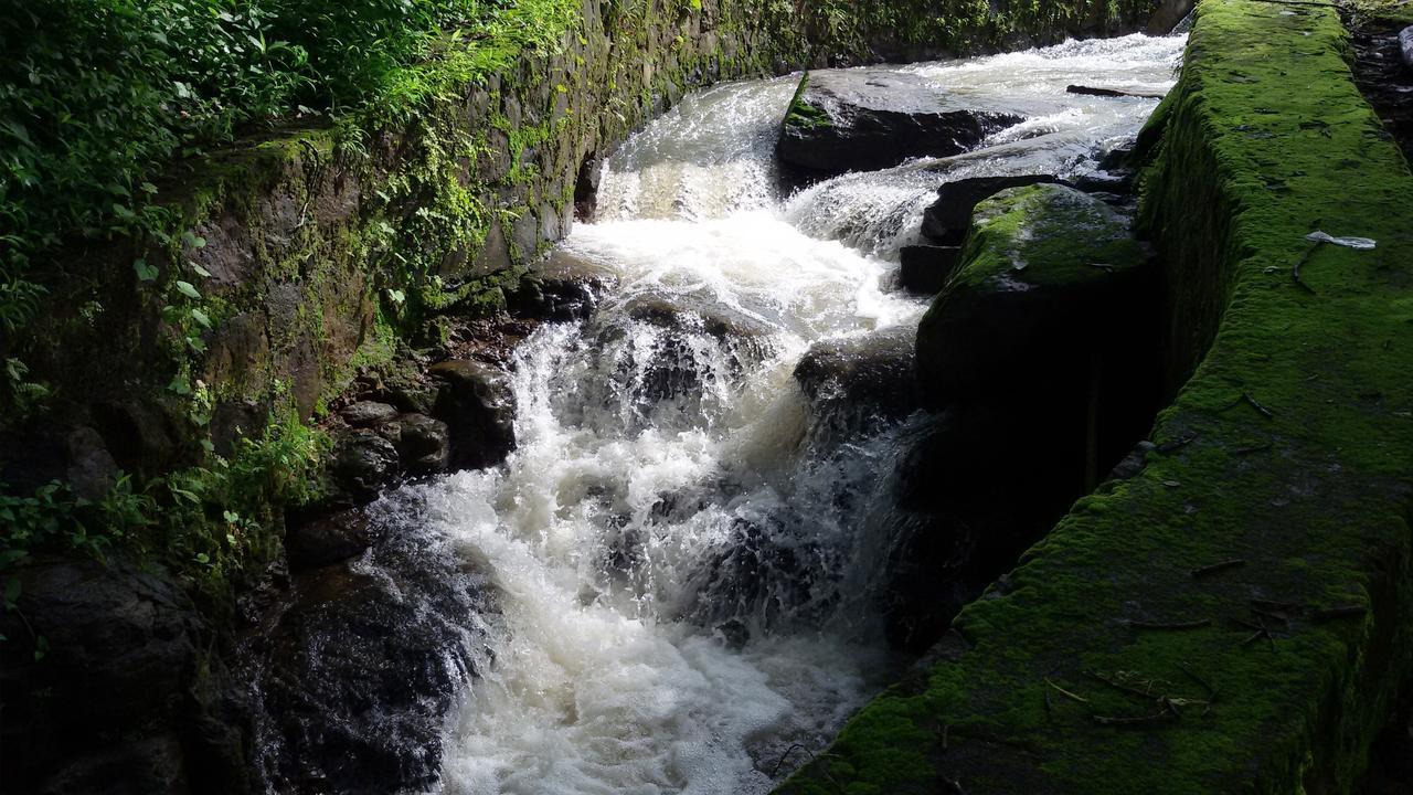 Cherilyn Monta Resort - Ratnagiri Vatul Exteriér fotografie